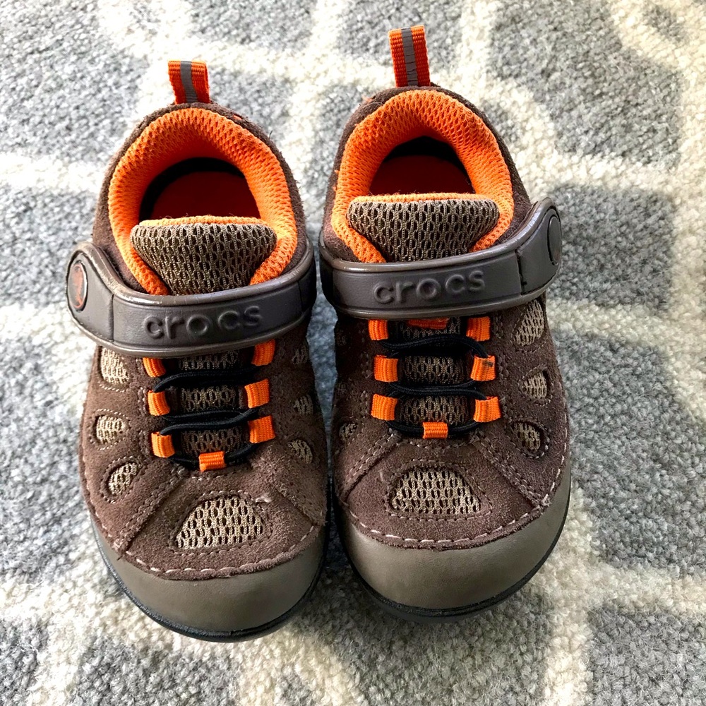 Crocs Kids Brown & Orange Athletic Shoes
